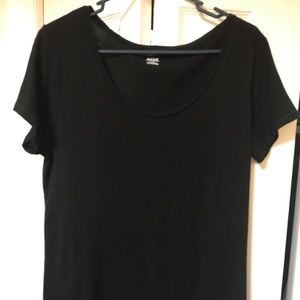 Black casual t- shirt